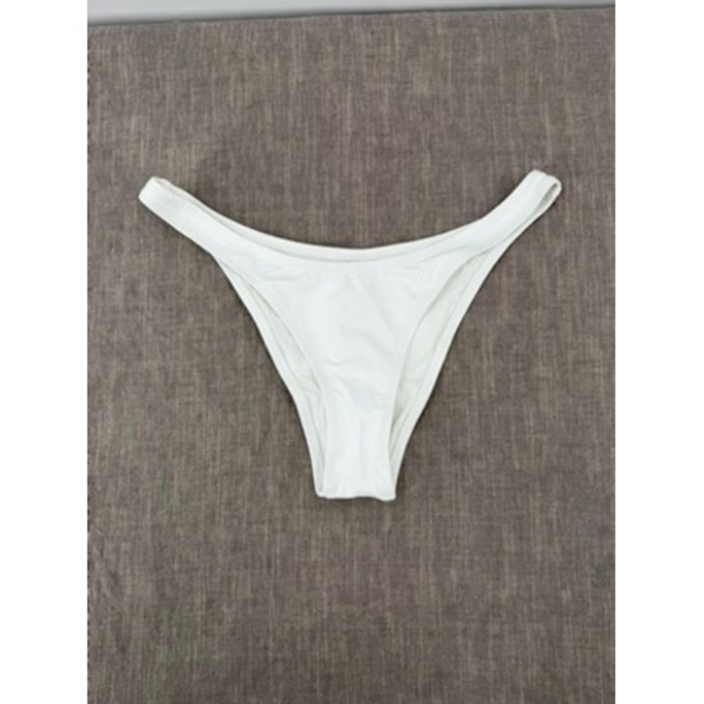 SKIMS Recycled Swim Cheeky Tanga Bikini Bottom Snow White Size M Medium NWT